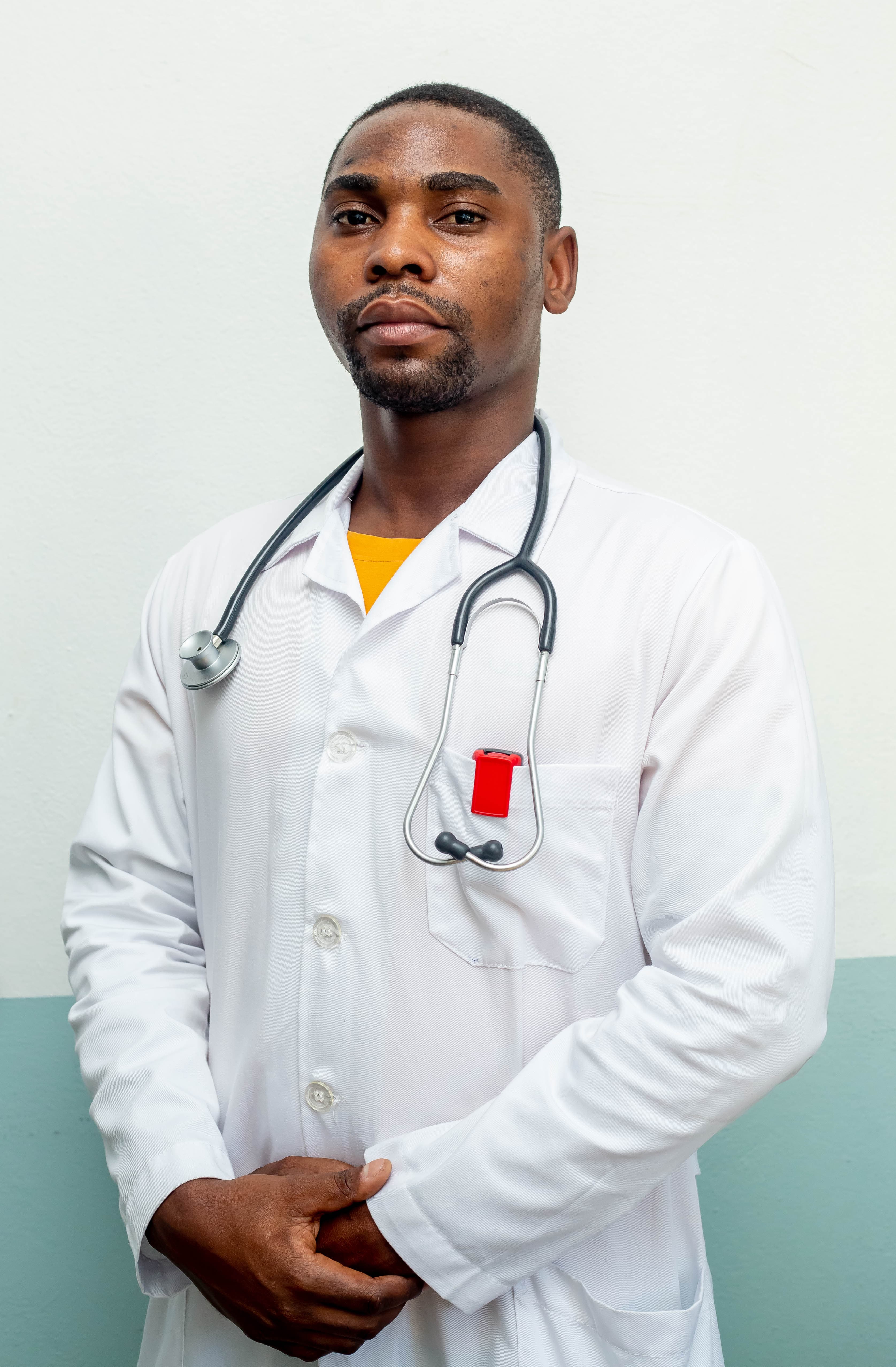 Dr. Sidónio Manusse